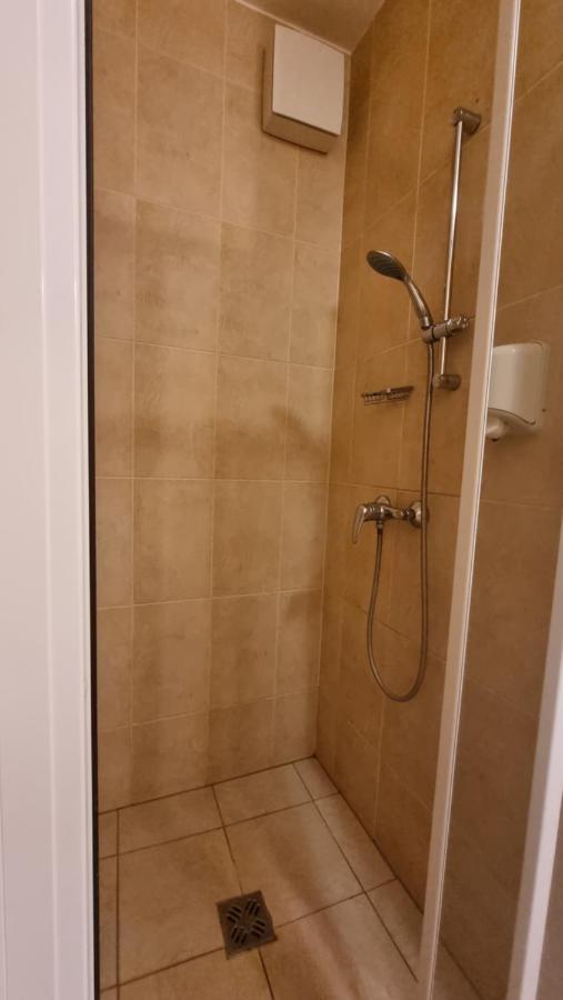 Relax Wellness Apartman Hajduszoboszlo Daire Dış mekan fotoğraf