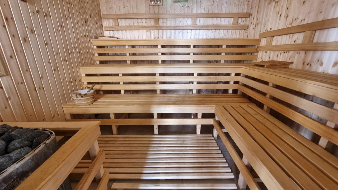 Relax Wellness Apartman Hajduszoboszlo Daire Dış mekan fotoğraf